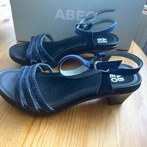 ABEO Navy Grace Size 7